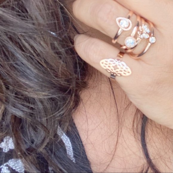 ROSE GOLD BOHO MIDI RING SET - Picture 2 of 3